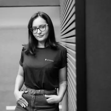 Paula Dias Lima Soares 